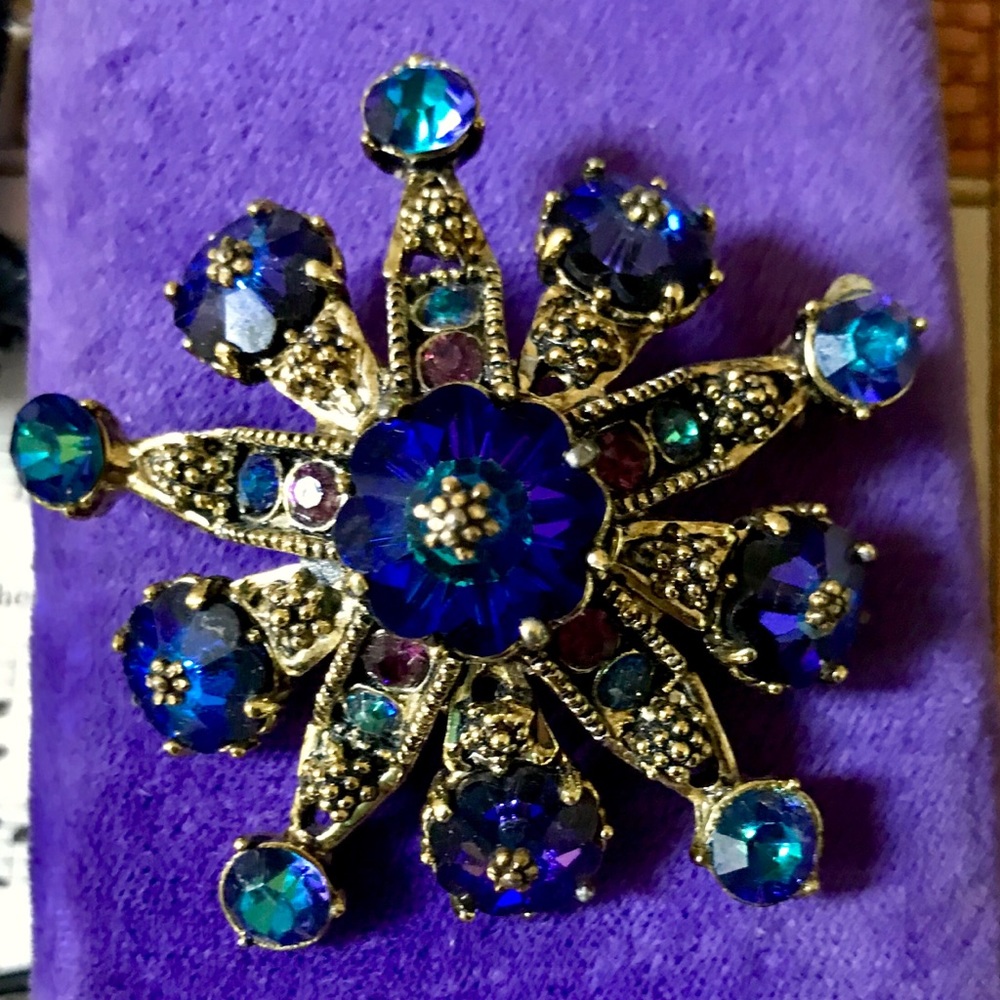 Stunning unsigned Weiss star brooch margarita